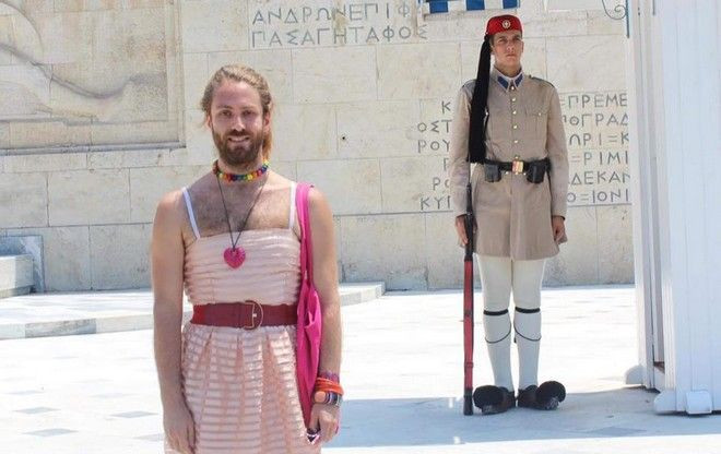 Στο δικαστήριο το Jason – Αντιγόνη συνοδεία Βαλιανάτου για την διαγραφή φύλου (βίντεο)